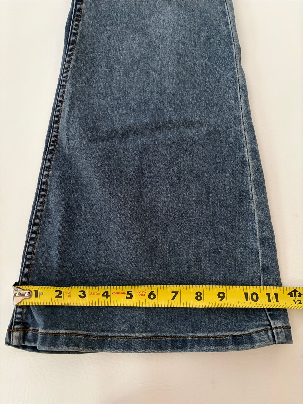 FREE PEOPLE Penny Pull On Jeans Flare Leg Bell Bottoms Blue Wash size 30 - Picture 12 of 12